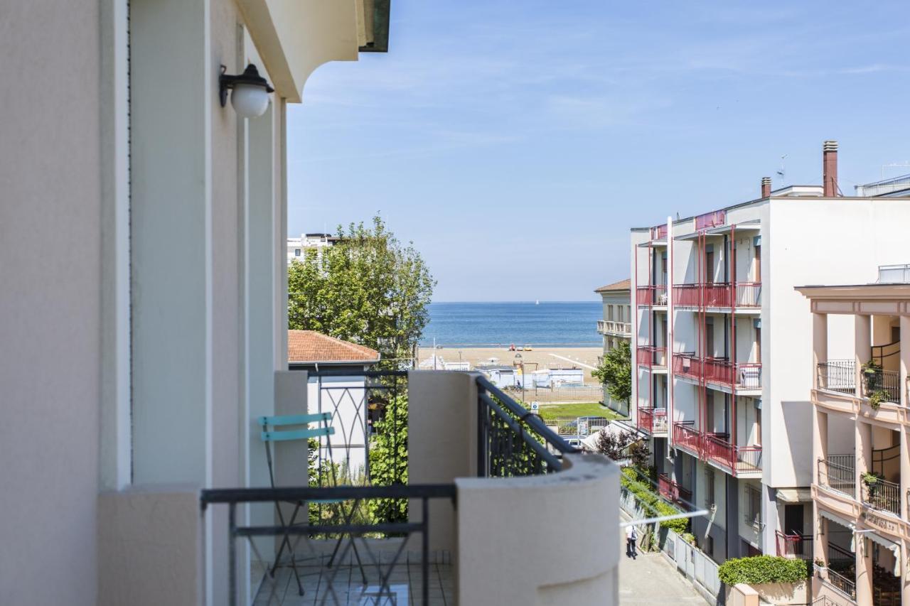 Hotel Savana Rimini Bagian luar foto