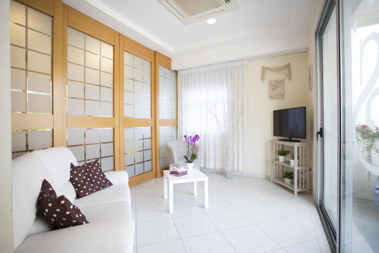Hotel Savana Rimini Bagian luar foto