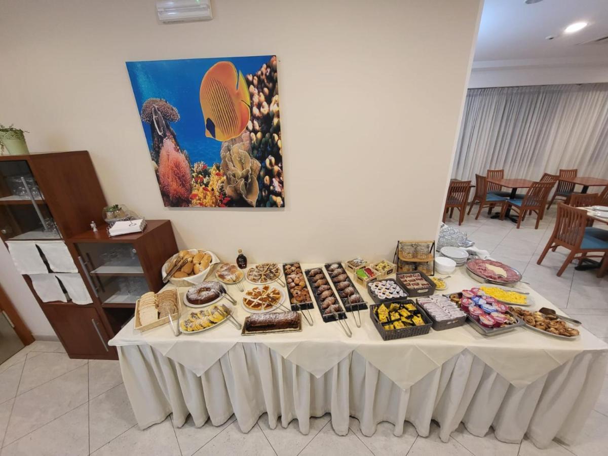Hotel Savana Rimini Bagian luar foto